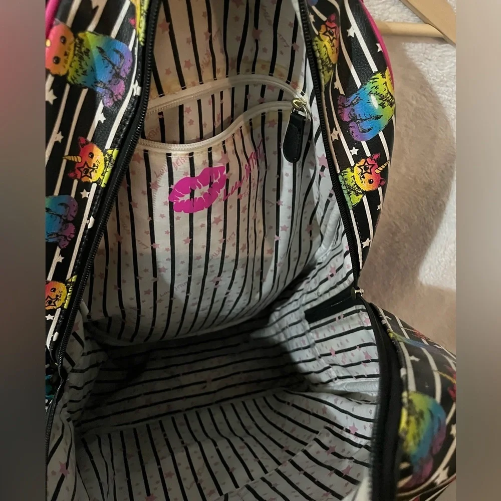Betsey Johnson Standard Size Back Pack Beautiful! Great pockets!